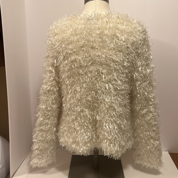 Side effects LA 90’s Glam Creamy White Fuzzy Sweater Jacket Women’s Medium - Picture 6 of 11
